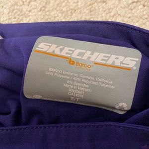 Scrub pants-Skechers brand-like new. Size small.
